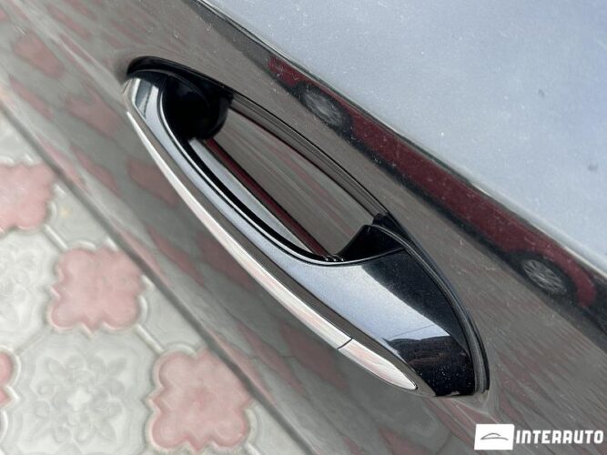 BMW 530e 38 interauto-car