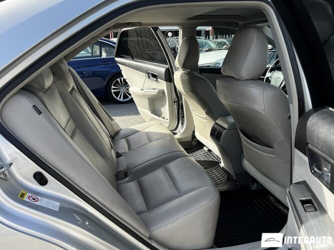 Toyota Camry 43 interauto-car