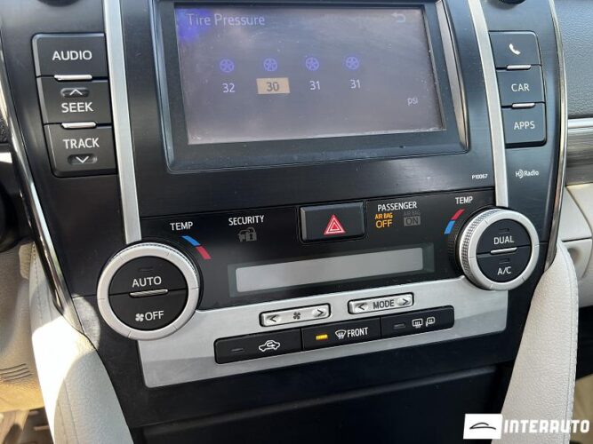 Toyota Camry 42 interauto-car