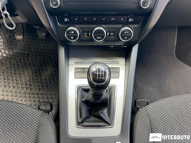 Skoda Octavia 37 interauto-car