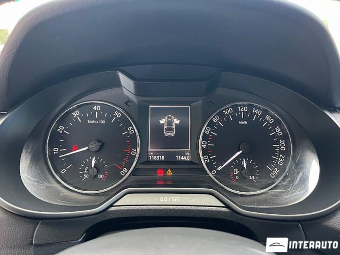 Skoda Octavia 38 interauto-car