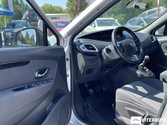 Renault Grand Scenic 37 interauto-car