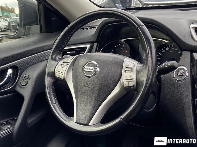 Nissan X-Trail 38 interauto-car