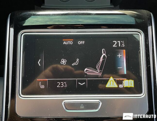 Audi A8 71 interauto-car