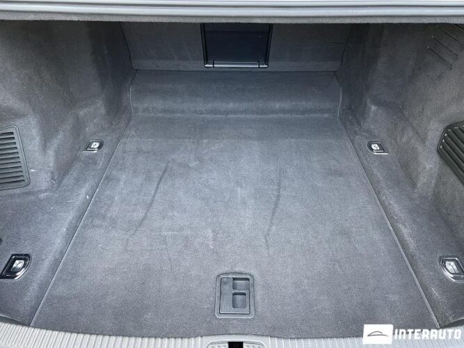 Audi A8 75 interauto-car