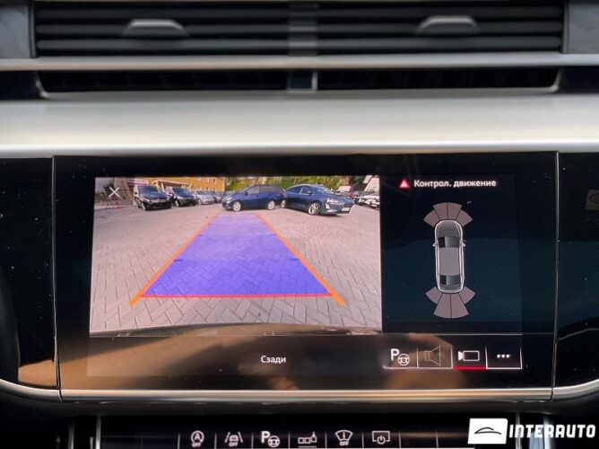 Audi A8 59 interauto-car