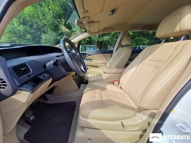 BYD E6 33 interauto-car