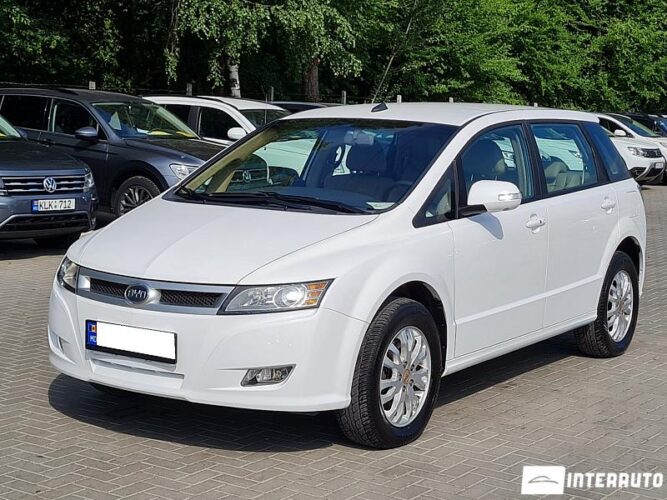 BYD E6 29 interauto-car