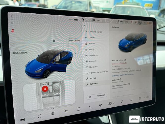 Tesla Model 3 30 interauto-car