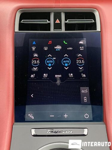 Porsche Taycan Turbo 75 interauto-car