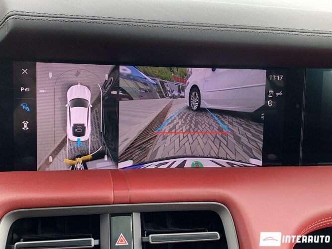 Porsche Taycan Turbo 68 interauto-car