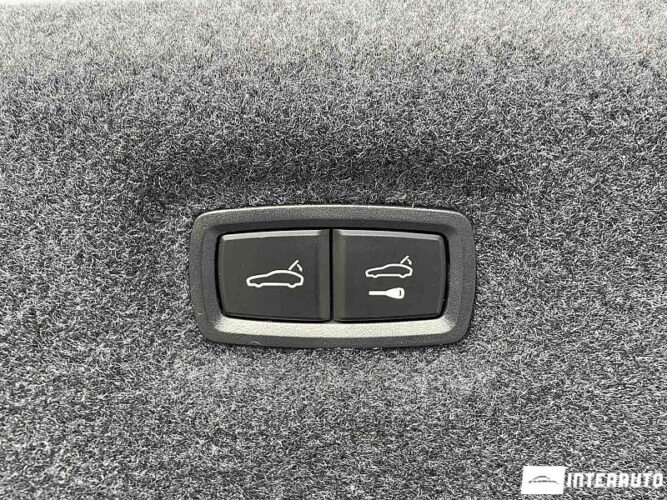 Porsche Taycan Turbo 83 interauto-car