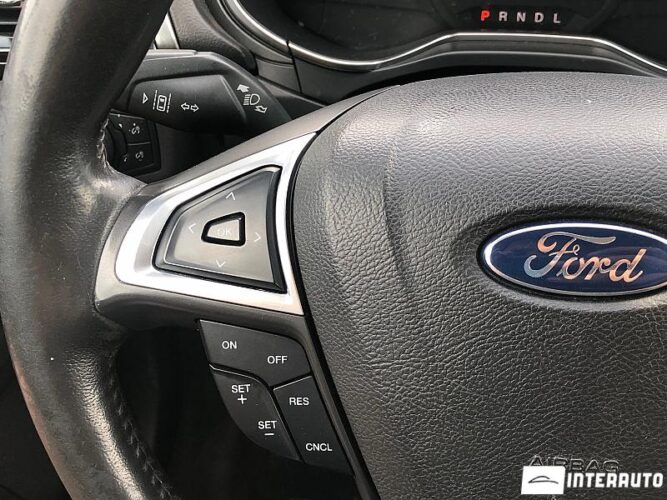 Ford Fusion 39 interauto-car