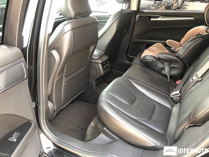 Ford Fusion 45 interauto-car