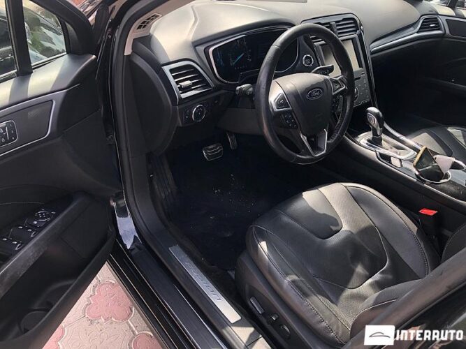 Ford Fusion 35 interauto-car