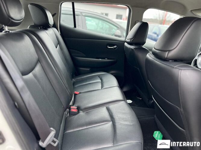 Nissan Leaf 51 interauto-car