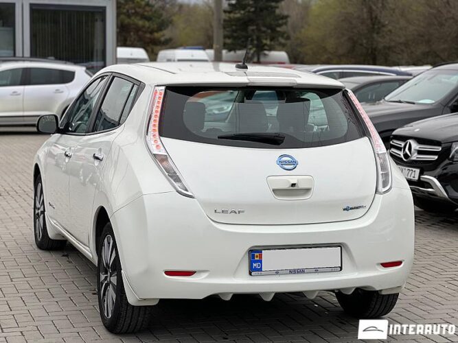 Nissan Leaf 36 interauto-car