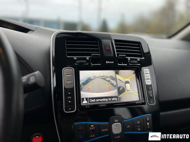 Nissan Leaf 47 interauto-car