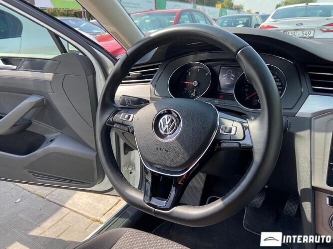 Volkswagen Passat 37 interauto-car