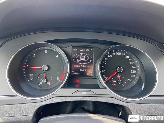 Volkswagen Passat 38 interauto-car