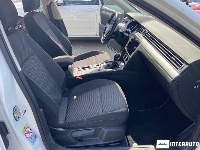 Volkswagen Passat 35 interauto-car