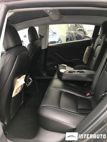 Tesla Model 3 60 interauto-car