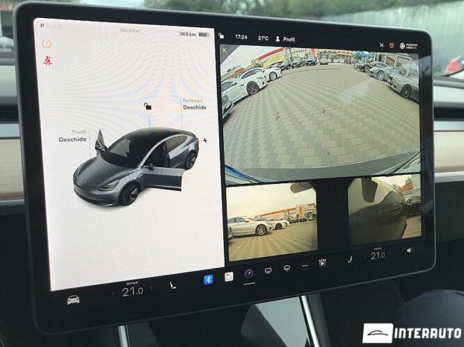 Tesla Model 3 56 interauto-car