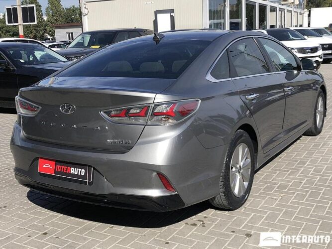 Hyundai Sonata 30 interauto-car