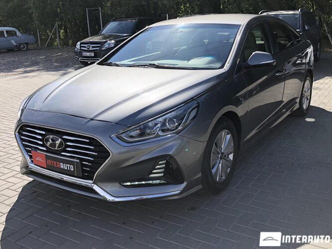 Hyundai Sonata 27 interauto-car