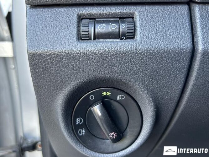 Volkswagen Amarok 33 interauto-car