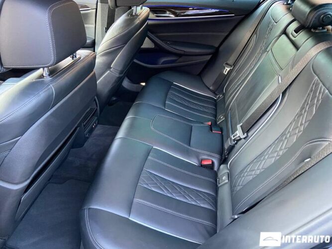 BMW 530e 56 interauto-car