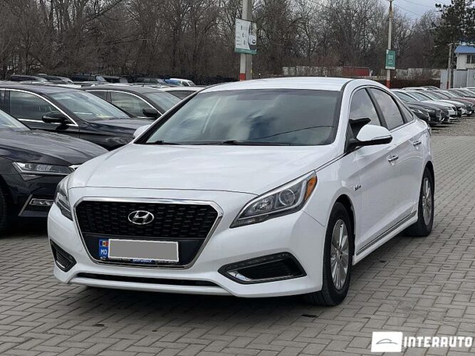 Hyundai Sonata 2017 doar la InterAuto