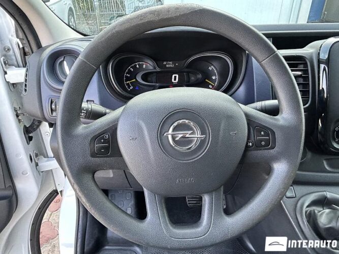 Opel Vivaro 31 interauto-car