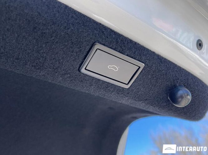 Skoda Superb 58 interauto-car