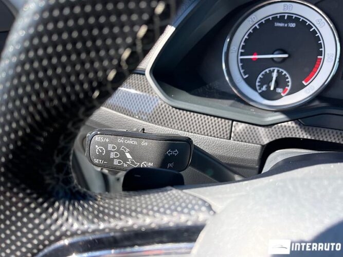 Skoda Superb 55 interauto-car