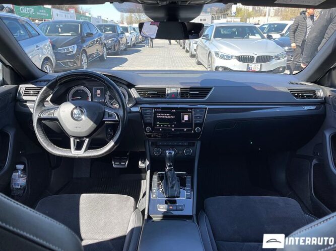 Skoda Superb 42 interauto-car