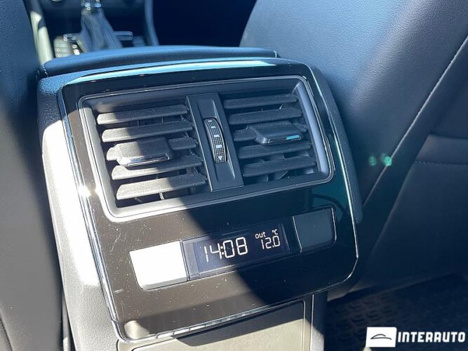 Skoda Superb 50 interauto-car