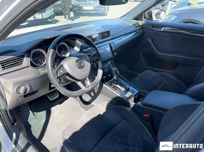 Skoda Superb 41 interauto-car