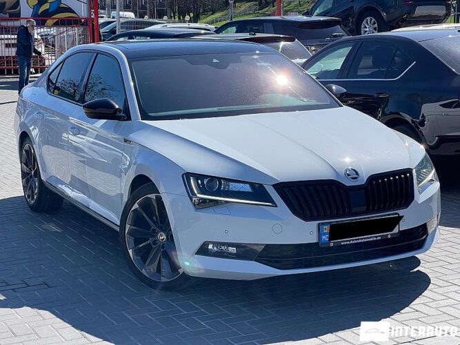 Skoda Superb 39 interauto-car