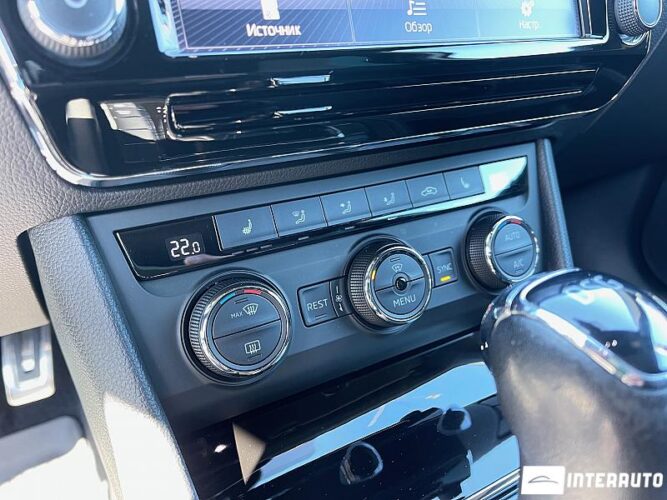 Skoda Superb 47 interauto-car