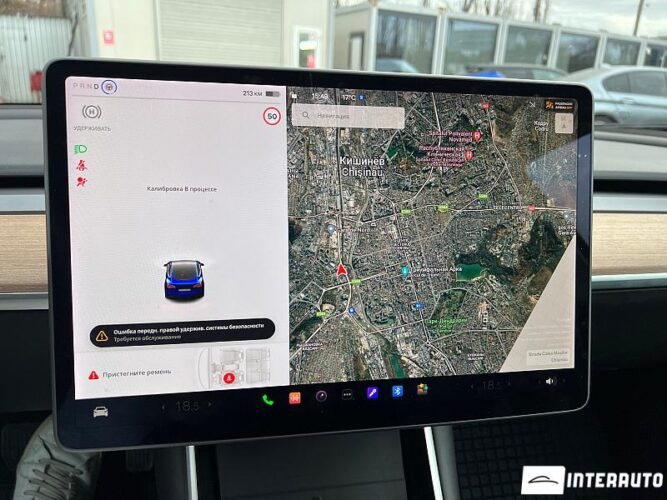 Tesla Model 3 44 interauto-car