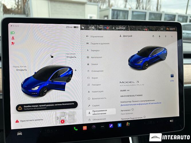 Tesla Model 3 42 interauto-car