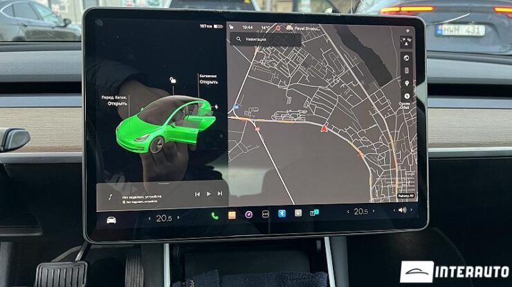 Tesla Model 3 33 interauto-car