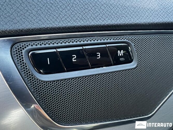 Volvo XC 90 44 interauto-car