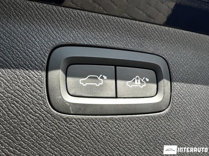 Volvo XC 90 48 interauto-car