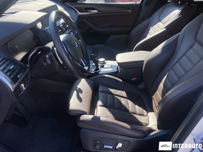 BMW X3 3.0i 39 interauto-car
