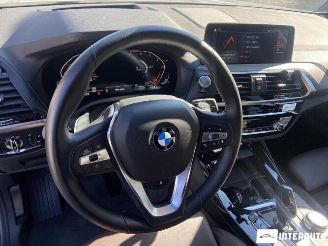 BMW X3 3.0i 41 interauto-car