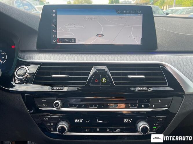 BMW 530e 40 interauto-car