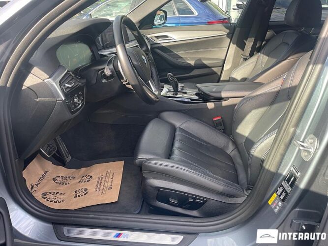 BMW 530e 35 interauto-car