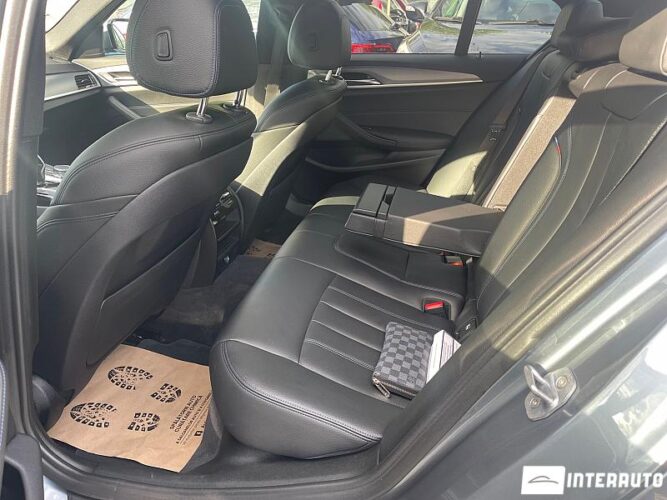 BMW 530e 44 interauto-car